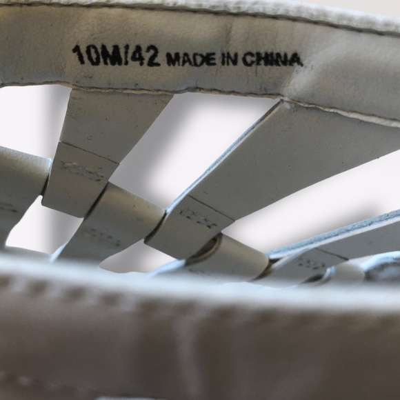 Vince Camuto Aventha White Woven Peep Toe Ankle Boots Booties New 10 - Picture 8 of 12